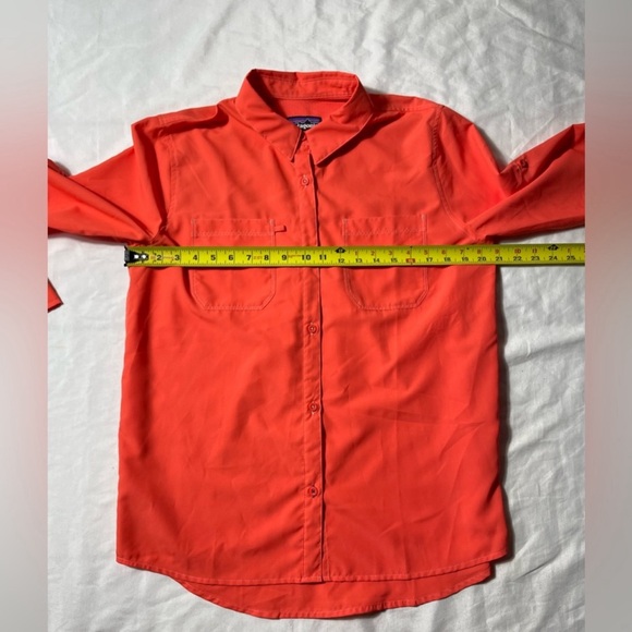 Patagonia Sol Patrol Womens Long Sleeve Shirt Size Medium Solid Salmon Button Up - Picture 2 of 6
